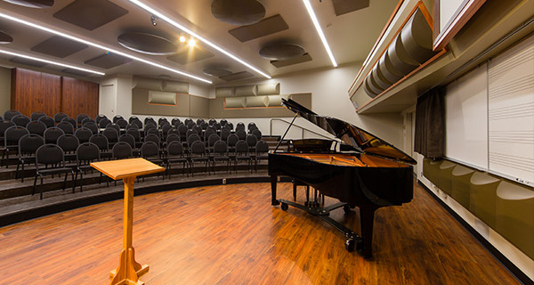 Cal Poly Choral Rehearsal Room 218